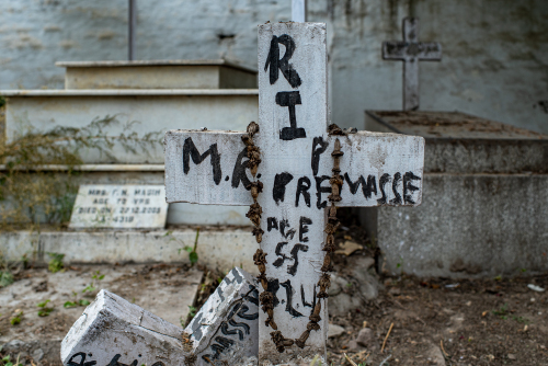 Hindu-Christian-Cemetery-Delhi-9072