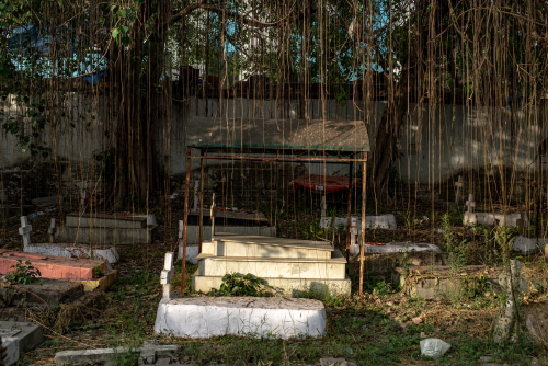 Hindu-Christian-Cemetery-Delhi-9186