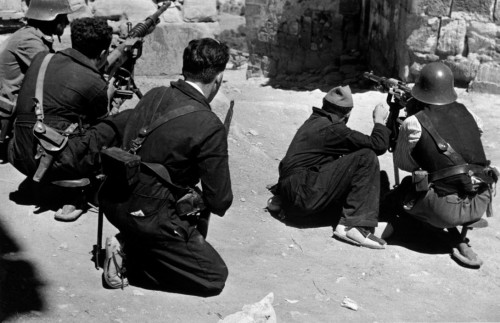 SPAIN. Spanish Civil War (1936-9)
ICP 129Catalonia. Barcelona. August, 1936. Training for battle.