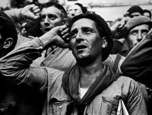 SPAIN.Spanish Civil War ( 1936-9).
Montblanch. Near Barcelona.Octobre 25th,1938.Bidding farewell to the International Brigades, which were dismissed by the Republican government, as a consequence of Stalin's friendship with Germany.